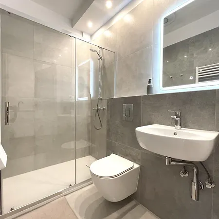 Apartman Beautiful In Mokotow Near Krolikarnia Park *