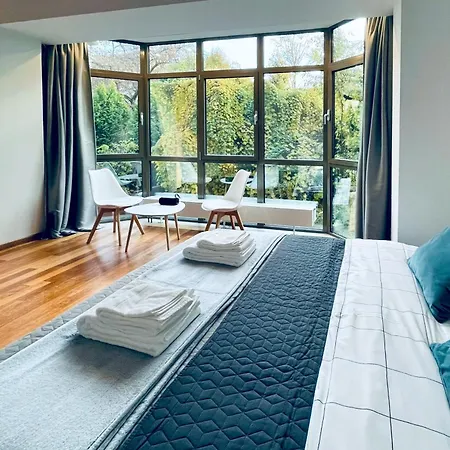 Beautiful In Mokotow Near Krolikarnia Park Apartman *