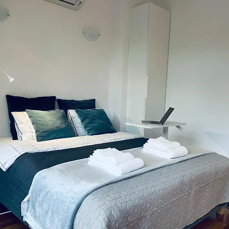 Apartment Beautiful In Mokotow Near Krolikarnia Park *